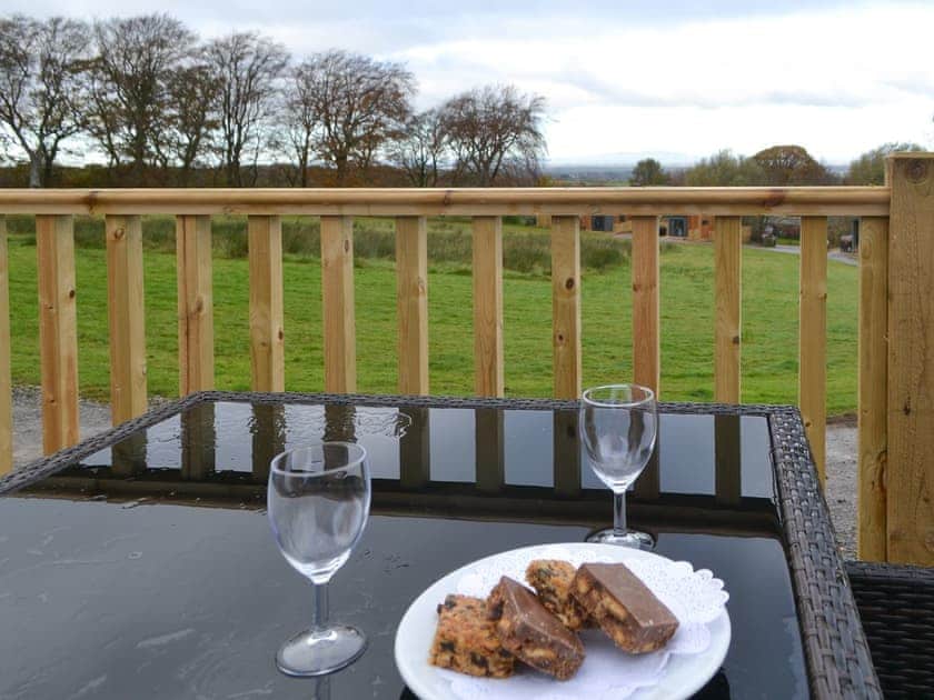 Wooden glamping lodge for 4  with hot tub in Caldbeck, North Lakes, Cumbria, Lake District, Accomodation5