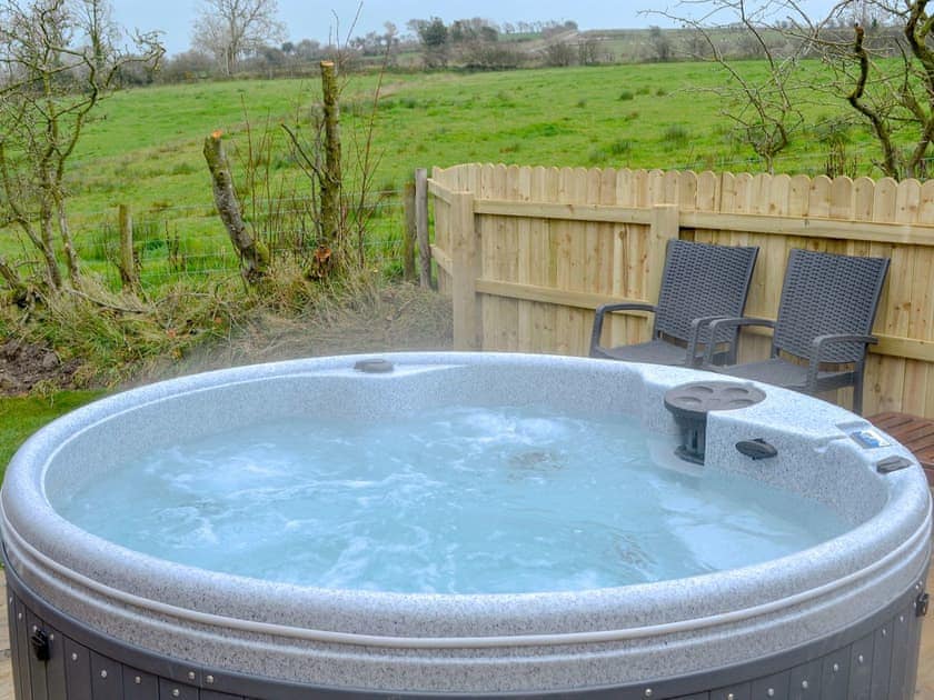 Luxury glamping lodge for 4, Caldbeck, Cumbria, Lake District0